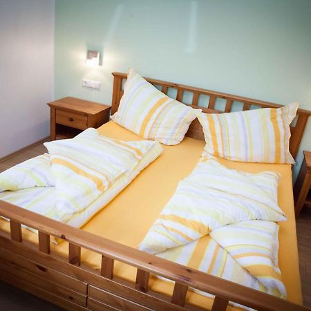 Weinbau Pronegg Vlg. Krainz Apartment ลอยช์ชาค ภายนอก รูปภาพ