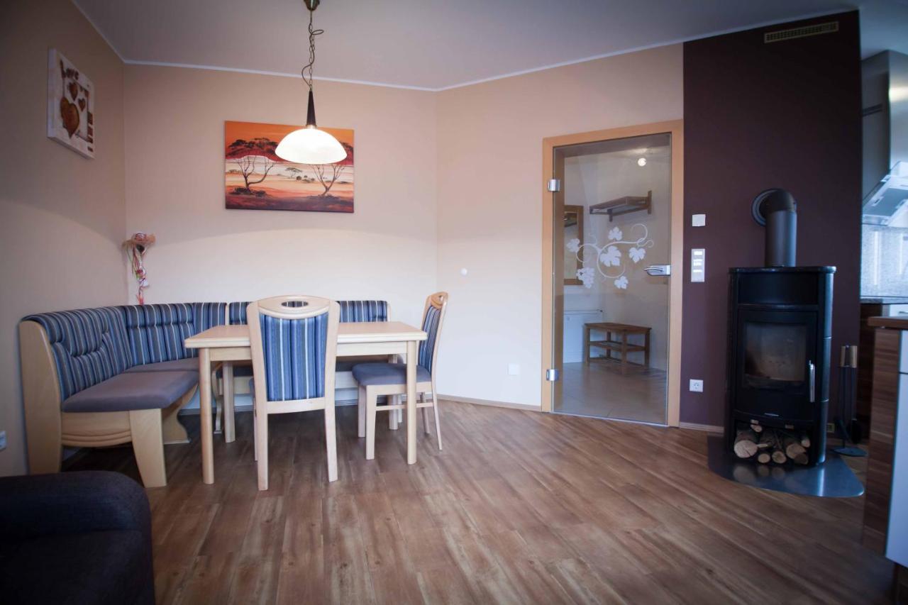 Weinbau Pronegg Vlg. Krainz Apartment ลอยช์ชาค ภายนอก รูปภาพ